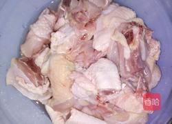 西洋参木耳鸡汤的做法图解2