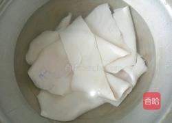 彩椒炒肉皮的做法图解2