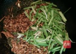 豆芽芹菜炒肉丝的做法图解9