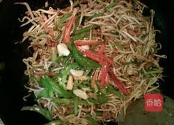 豆芽芹菜炒肉丝的做法图解11