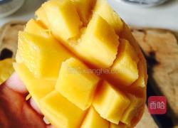 椰浆芒果西米露的做法图解3