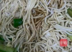 蛋炒面的做法图解4