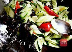 黄瓜木耳炒肉片的做法图解9