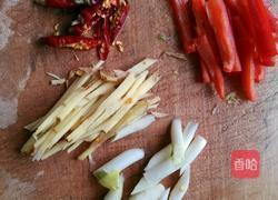 酸辣西芹的做法图解2