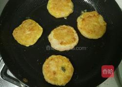 鸡蛋土豆饭饼的做法图解7