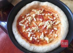 火腿蔬菜披萨，（面包机发面）的做法图解10