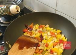 耗油鸡丁配彩椒的做法图解9