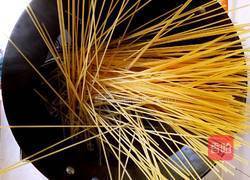 牛肉意粉的做法图解1