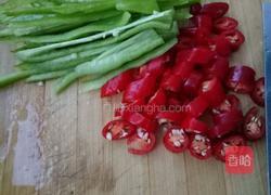 简单的青椒土豆丝的做法图解1