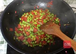 鱼块炒毛豆的做法图解9