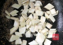 胡萝卜炒杏鲍菇的做法图解6