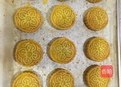 蜂蜜皮绿豆馅月饼的做法图解7