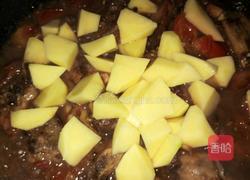 西红柿土豆焖排骨的做法图解4