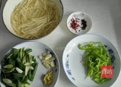土豆炒肉丝的做法图解2