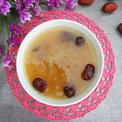 银耳红枣羹的做法[图]