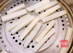 草莓酱汁淋山药的做法图解5