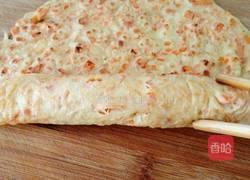 胡萝卜鸡蛋饼卷火腿肠的做法图解9