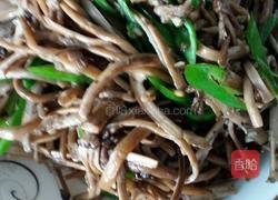 青椒茶树菇的做法图解6