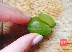 心形青提拼盘的做法图解1