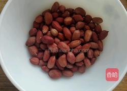 老醋花生米的做法图解1