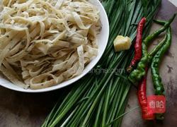 孜然炒饼丝的做法图解1