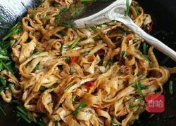 孜然炒饼丝的做法图解6