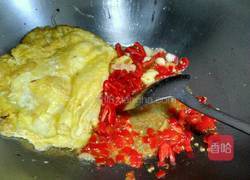 韭菜花炒鸡蛋的做法图解3