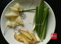 蒜香鸭血的做法图解2