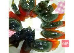 青椒拌皮蛋的做法图解3