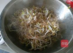 凉拌豆芽的做法图解3