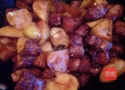 红烧肉炖土豆的做法图解4