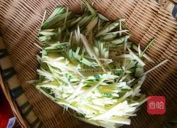 南瓜丝炒肉的做法图解2