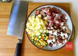 自制广式腊肠焖饭的做法图解1