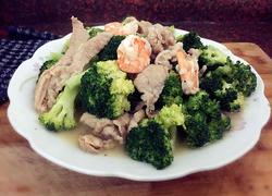 西兰花炒瘦肉虾仁