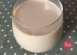 玫瑰乌龙蜜桃冰奶茶的做法图解5