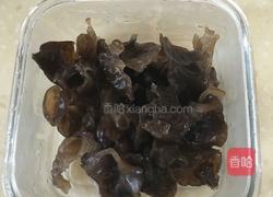 丝瓜炒鸡蛋的做法图解2