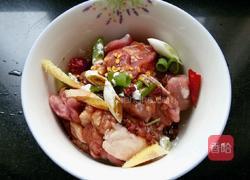 孜然牙签羊肉的做法图解3