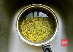 绿豆汤的做法图解1