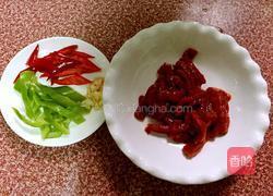 双椒炒牛肉的做法图解1