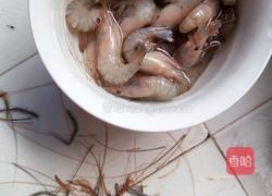 蒜香沼虾的做法图解1