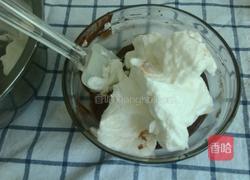 红丝绒戚风纸杯蛋糕的做法图解11