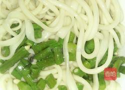 凉拌豆角面条的做法图解4