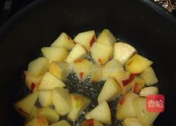 焦糖苹果的做法图解1