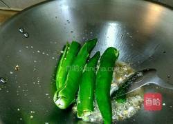 青椒煎荷包蛋的做法图解4