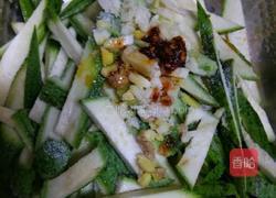 蒜香丝瓜的做法图解2