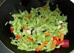 辣椒炒苦瓜的做法图解9