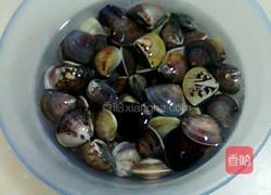 香辣蛤蜊的做法图解1