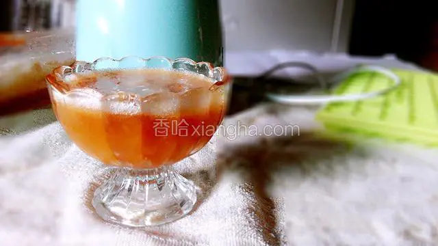 鲜榨苹果汁