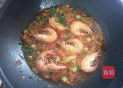 西红柿鸡蛋虾仁面的做法图解3