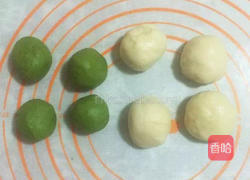 抹茶蛋黄酥的做法图解3